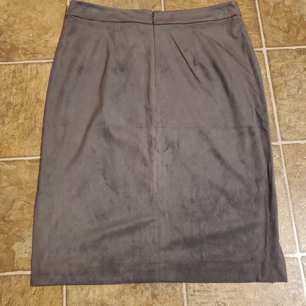 Loft outlet gray pencil skirt, faux suede